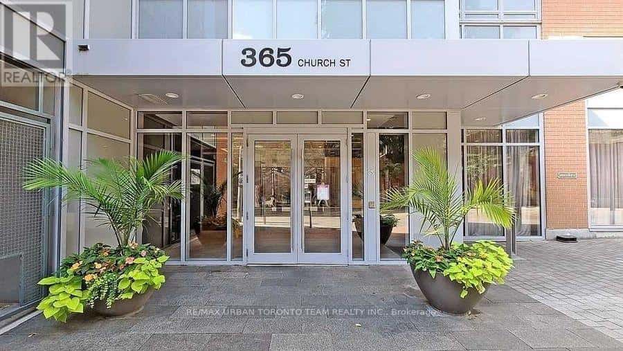 2310 - 365 CHURCH STREET — Toronto (Church-Yonge Corridor) - Photo 3 of 30