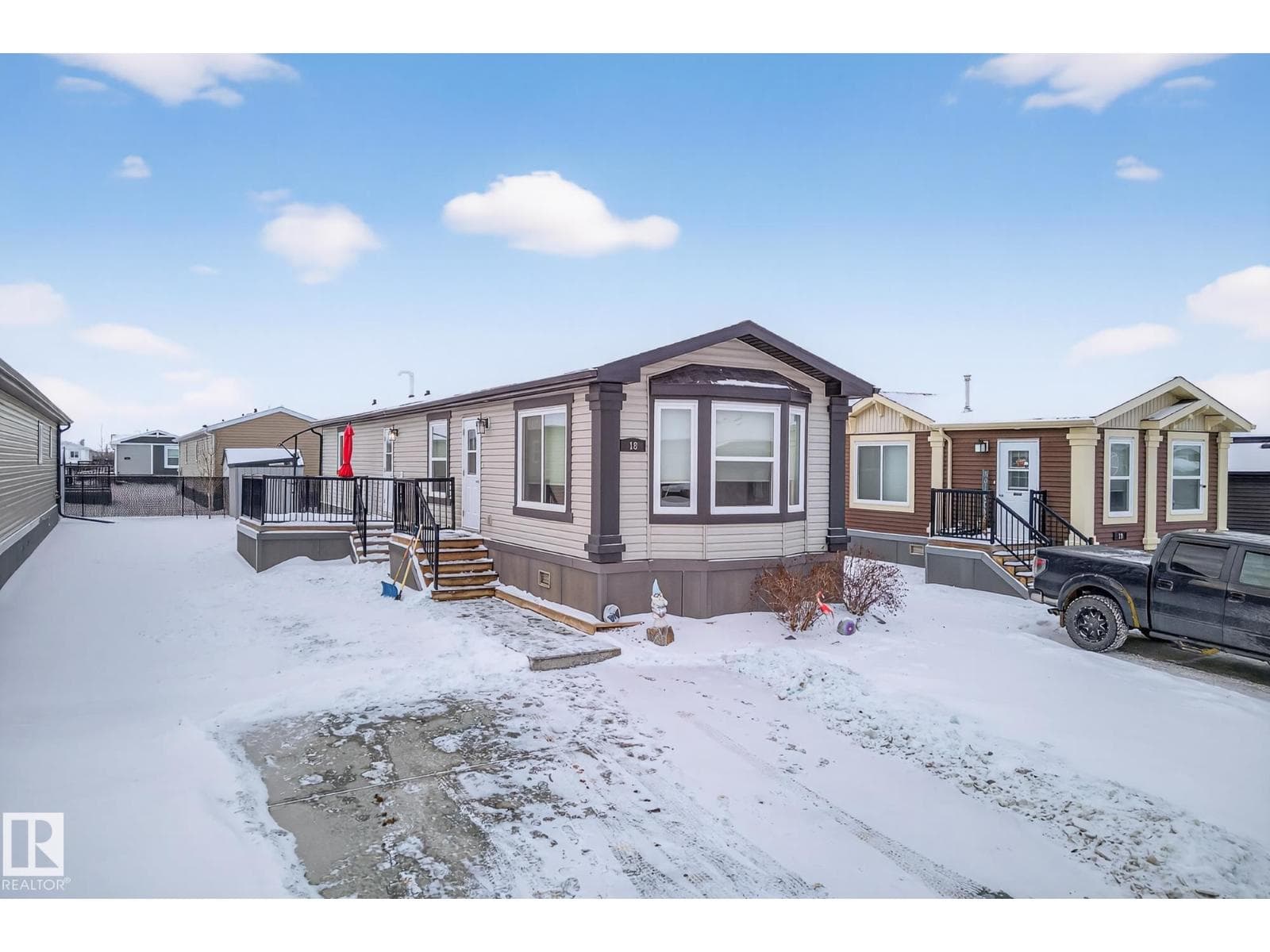 18 Aspen AV — Morinville, Alberta - Main photo
