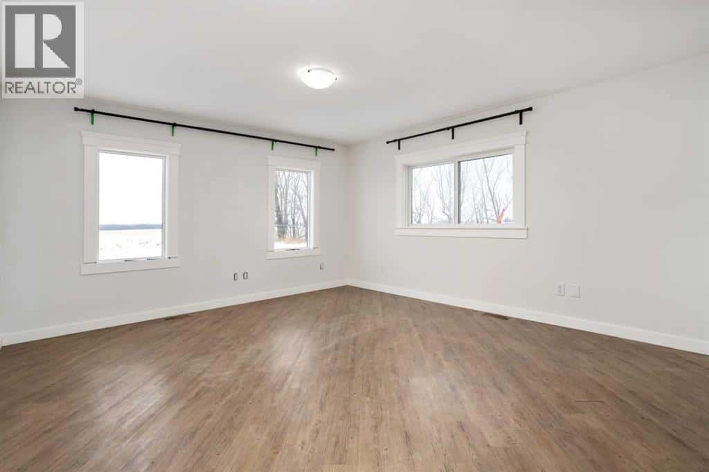 47563 200 Range — Rural Camrose County, Alberta - Photo 4 of 30