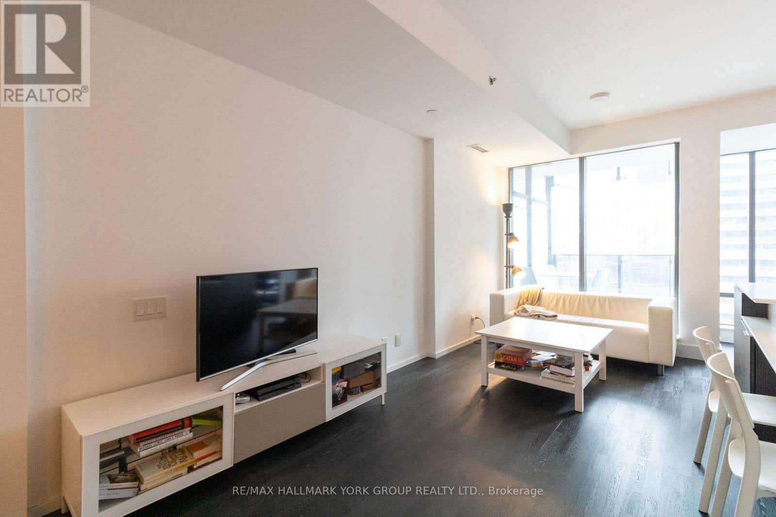 904 - 5 ST. JOSEPH STREET - Photo 2 of 25, Toronto (Bay Street Corridor), Ontario