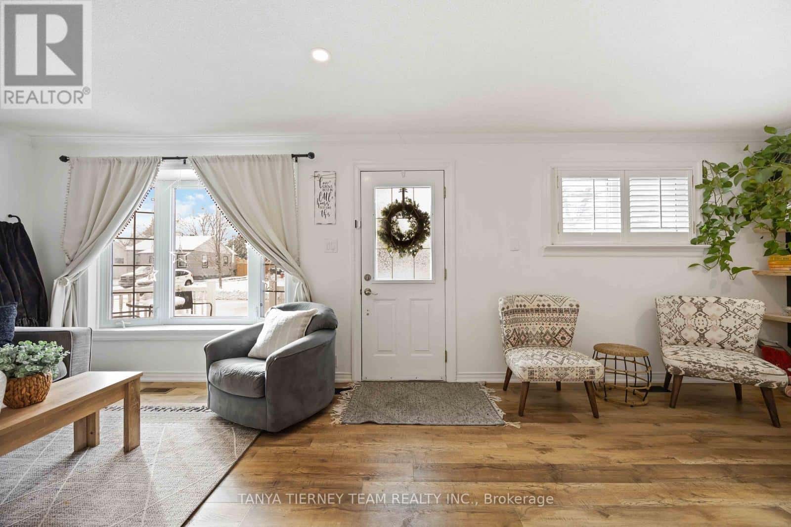 52 GLYNN ROAD — Ajax (Central), Ontario - Photo 4 of 47