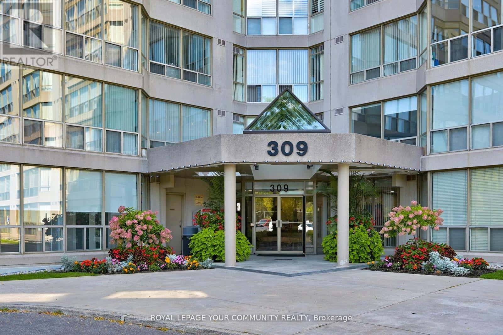 205 - 309 MAJOR MACKENZIE DRIVE — Richmond Hill (Harding), Ontario - Photo 5 of 33