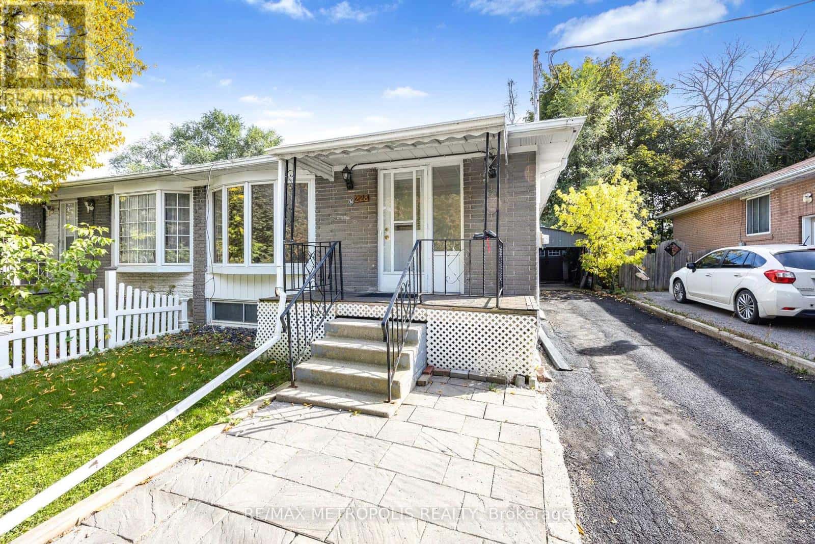 Newmarket (Bristol-London) — Newmarket (Bristol-London) - Photo 5 of 25