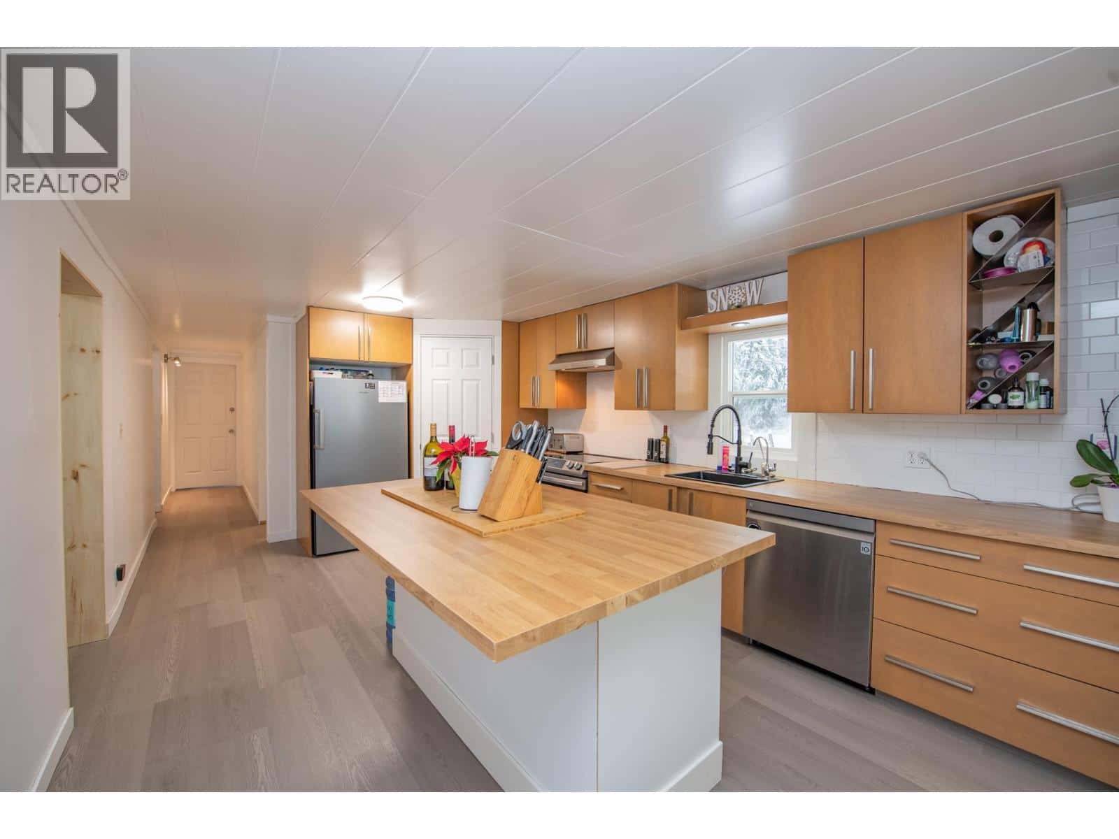 6739 Karjula Road — Falkland, British Columbia - Photo 2 of 63