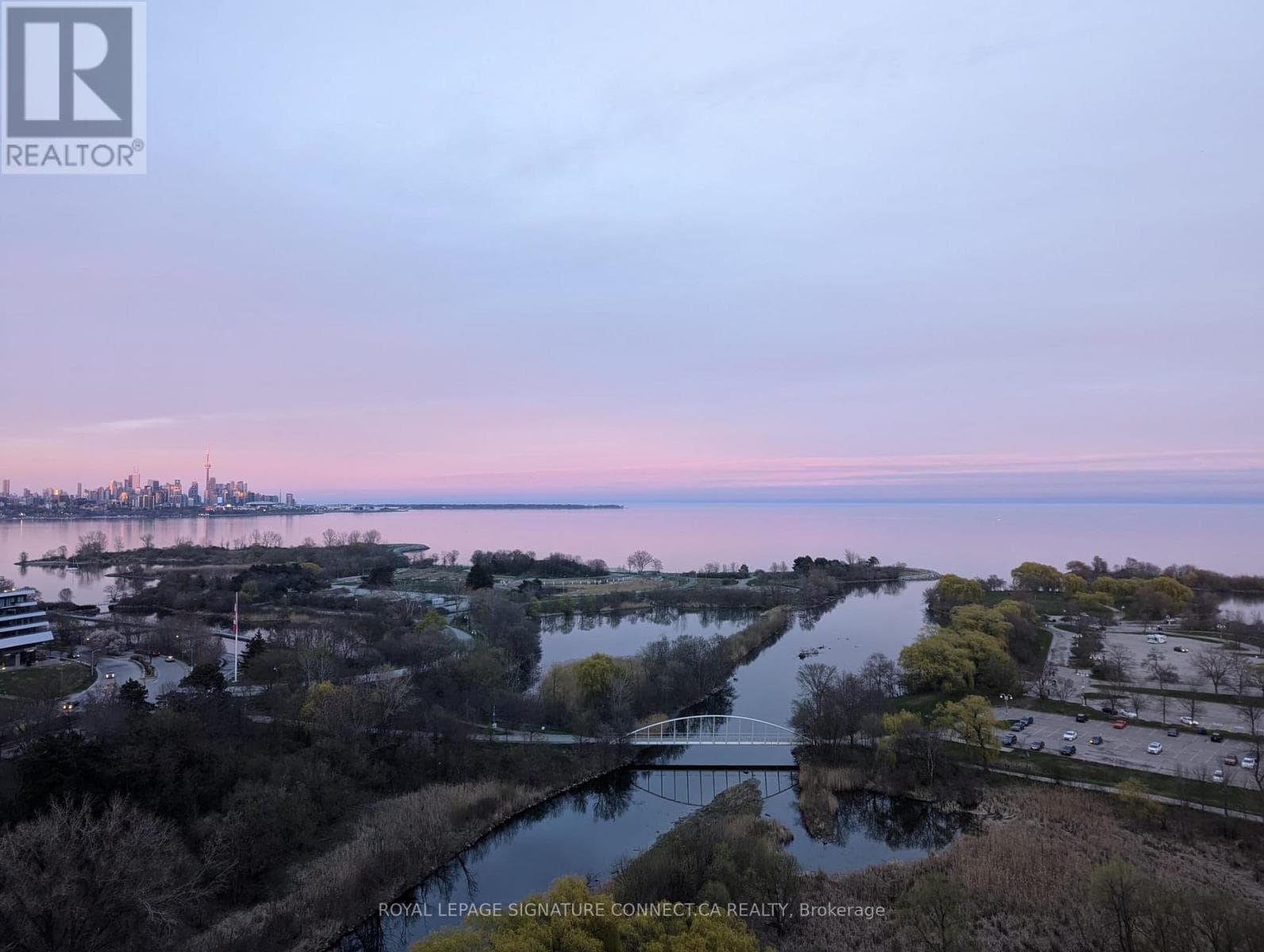 Toronto (Mimico) — Toronto (Mimico) - Main photo