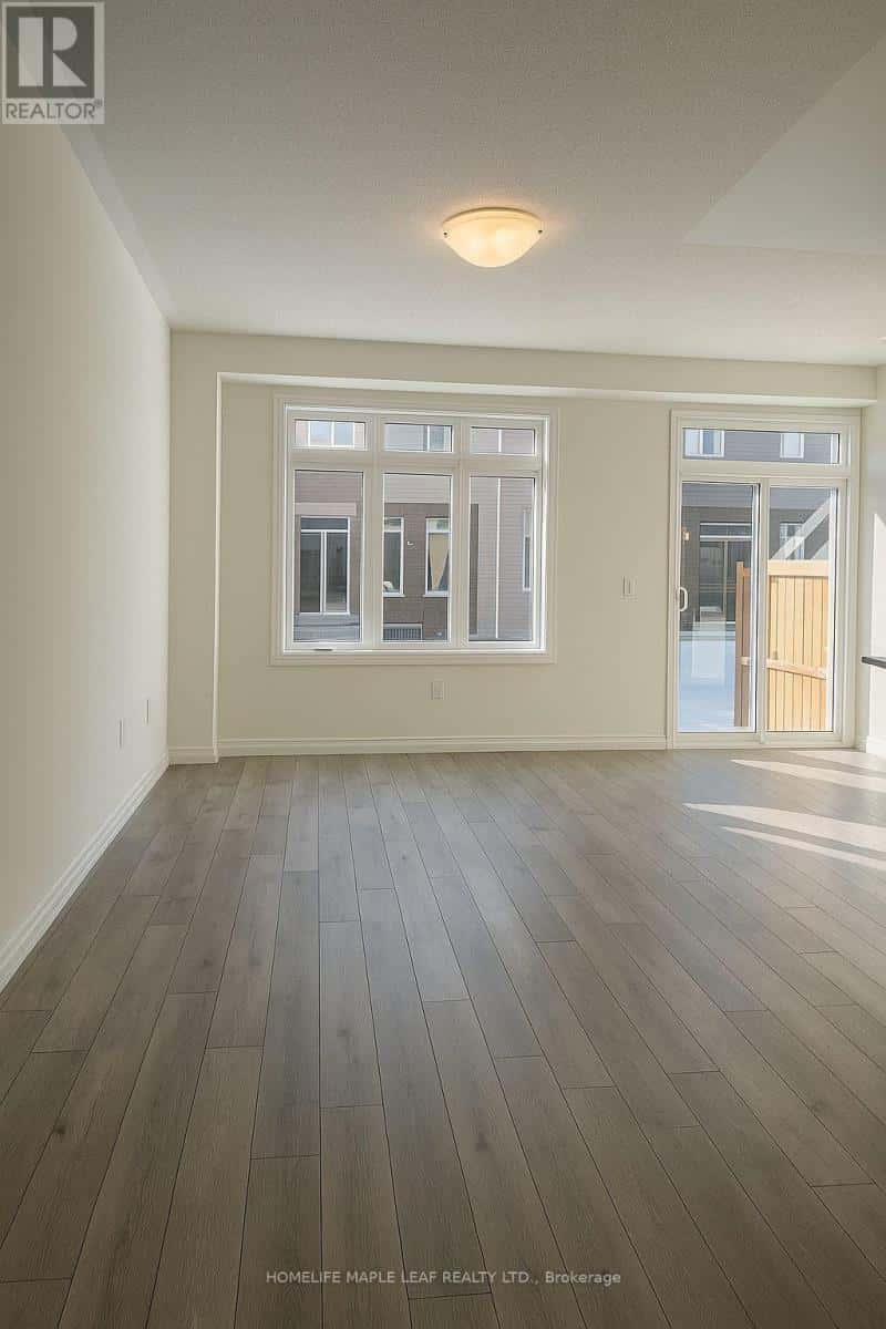 Hamilton (Mount Hope) — Hamilton (Mount Hope) - Photo 5 of 14