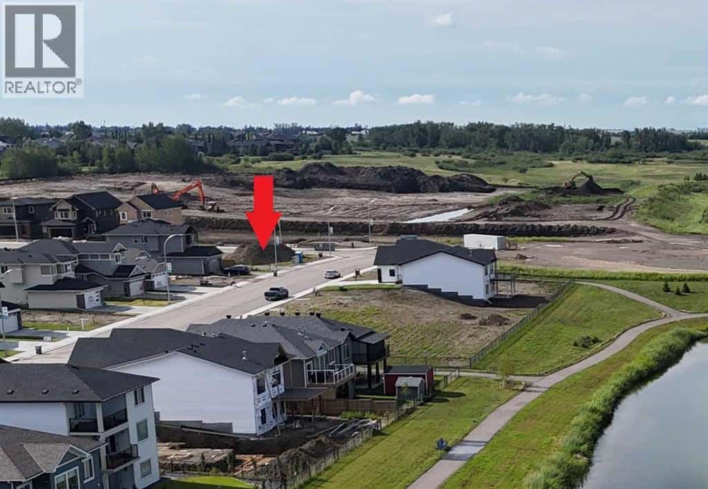 180 Lakewood Circle — Strathmore, Alberta - Photo 2 of 10