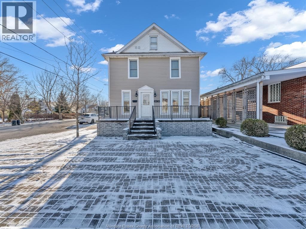 Windsor — Windsor - Main photo