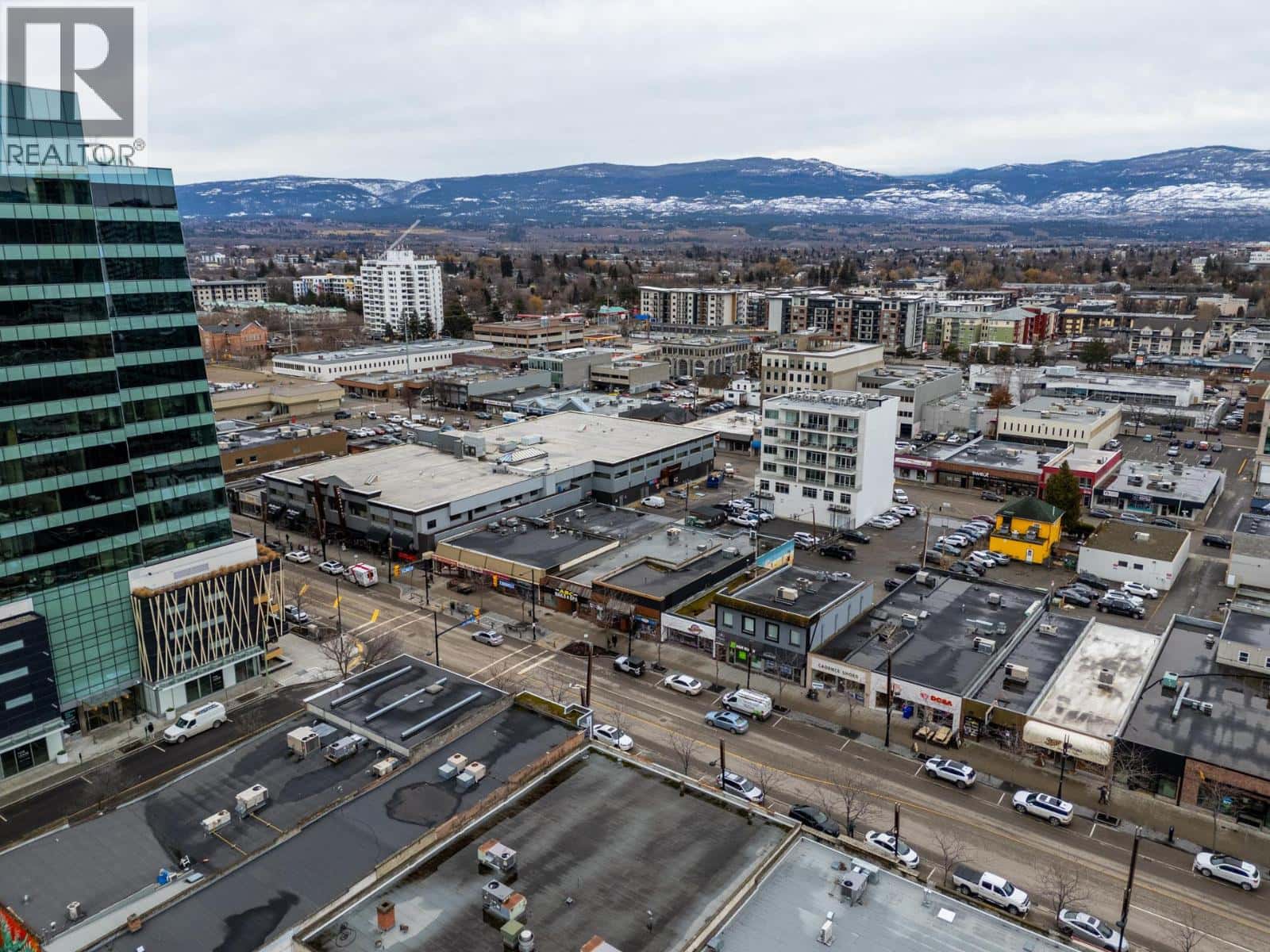 543 Bernard Avenue — Kelowna - Photo 4 of 26