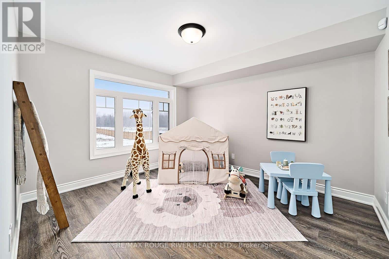 11 ADDYMAN CRESCENT — Clarington (Newcastle), Ontario - Photo 3 of 50