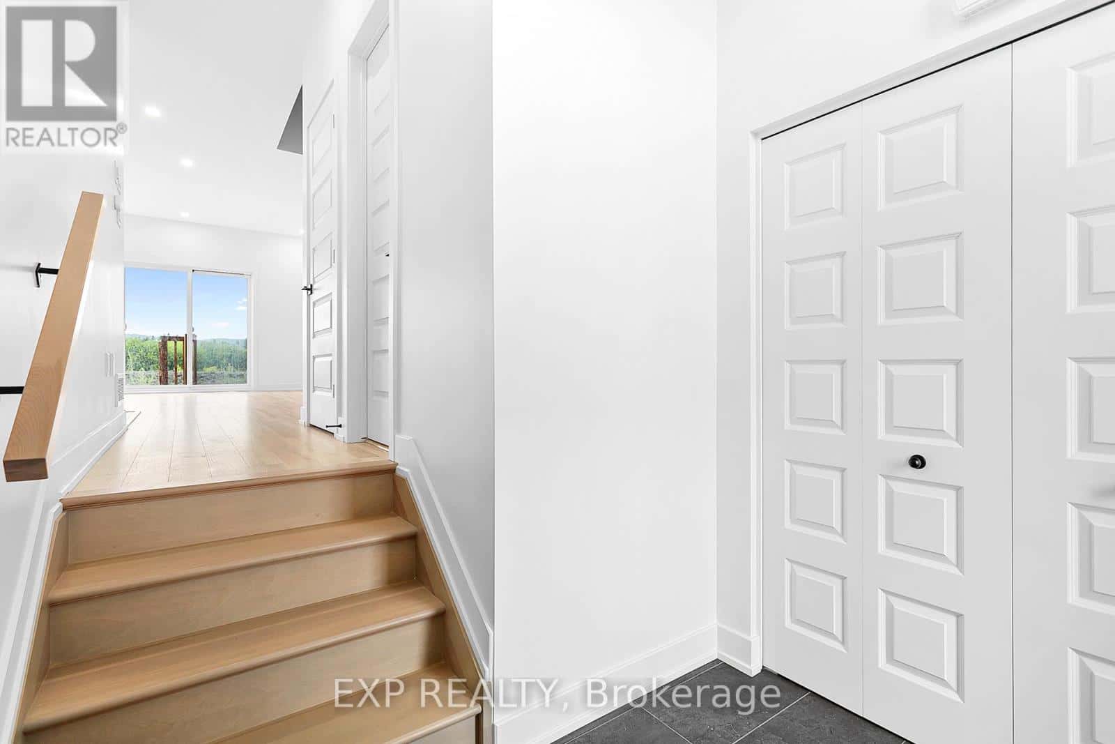 67 CARPE STREET — Casselman, Ontario - Photo 4 of 31