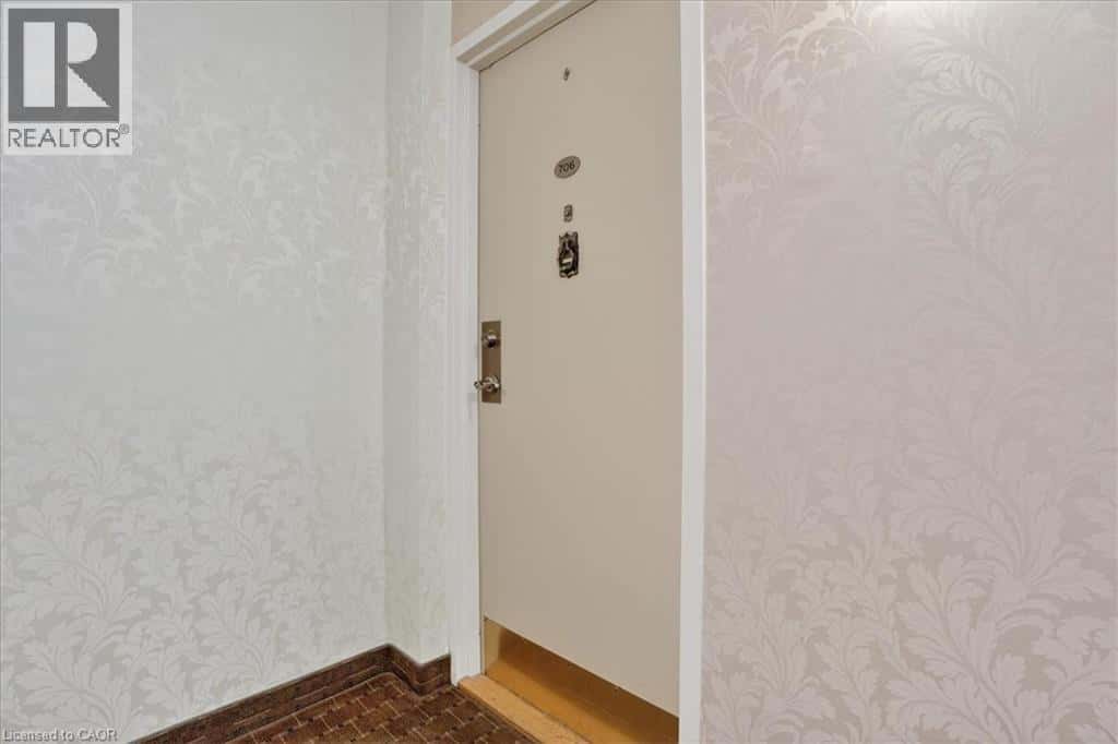 19 WOODLAWN Road E Unit# 706 — Guelph, Ontario - Photo 2 of 50