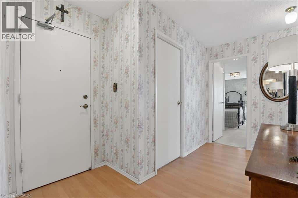 19 WOODLAWN Road E Unit# 706 — Guelph, Ontario - Photo 3 of 50