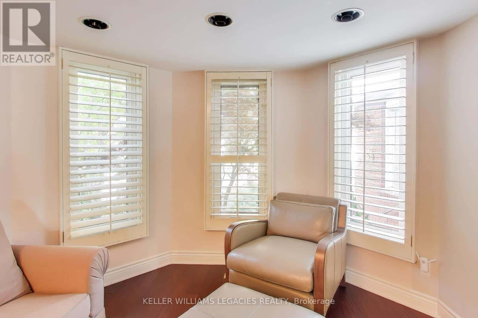 53 MILLCROFT WAY — Vaughan (Brownridge), Ontario - Photo 3 of 26