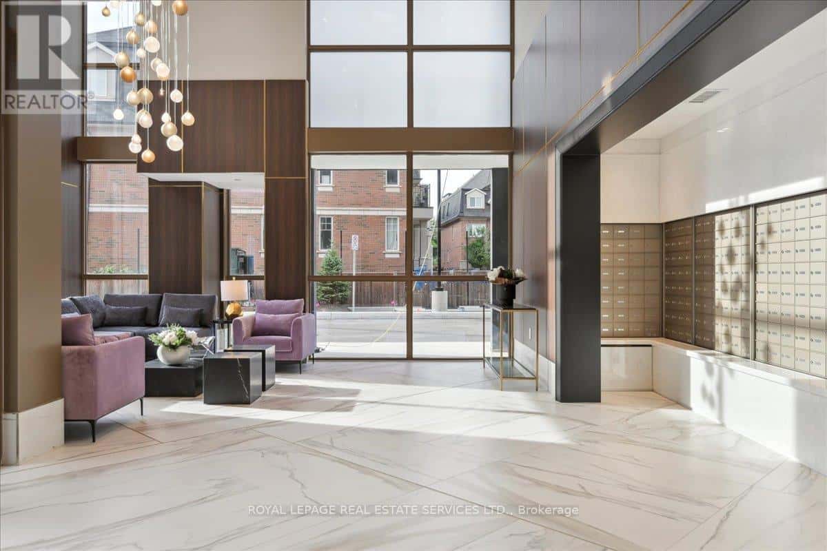 Oakville (WM Westmount) — Oakville (WM Westmount) - Photo 5 of 19