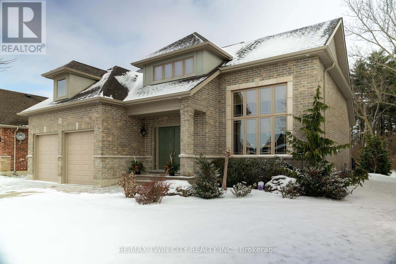 72 NEWPORT LANE — Norfolk (Port Dover), Ontario - Photo 2 of 30