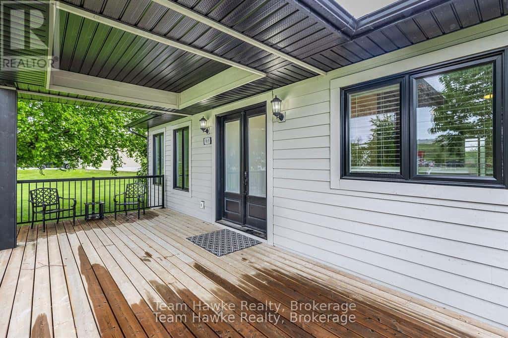 969 WILLIAM STREET — Midland, Ontario - Photo 5 of 48