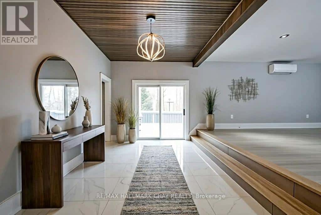 1 PINE SPRING ROAD — Oro-Medonte (Horseshoe Valley) - Photo 4 of 34