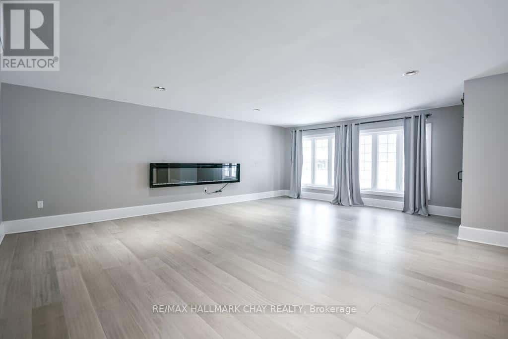 1 PINE SPRING ROAD — Oro-Medonte (Horseshoe Valley) - Photo 5 of 34