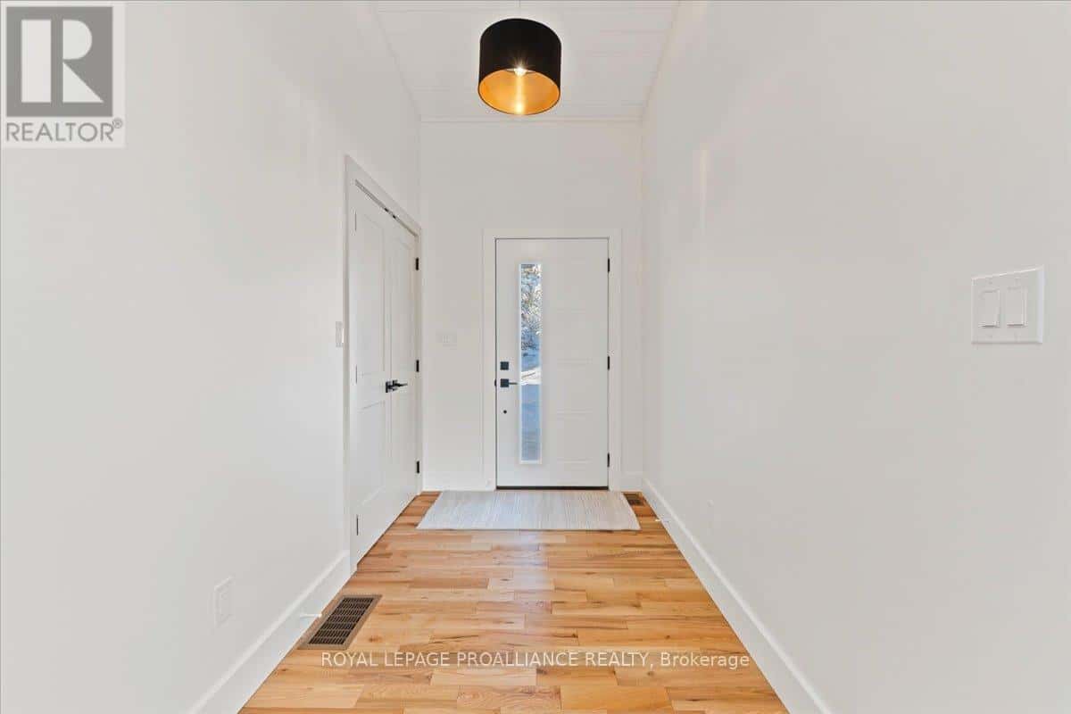 1378 SLAB STREET — Centre Hastings, Ontario - Photo 4 of 37