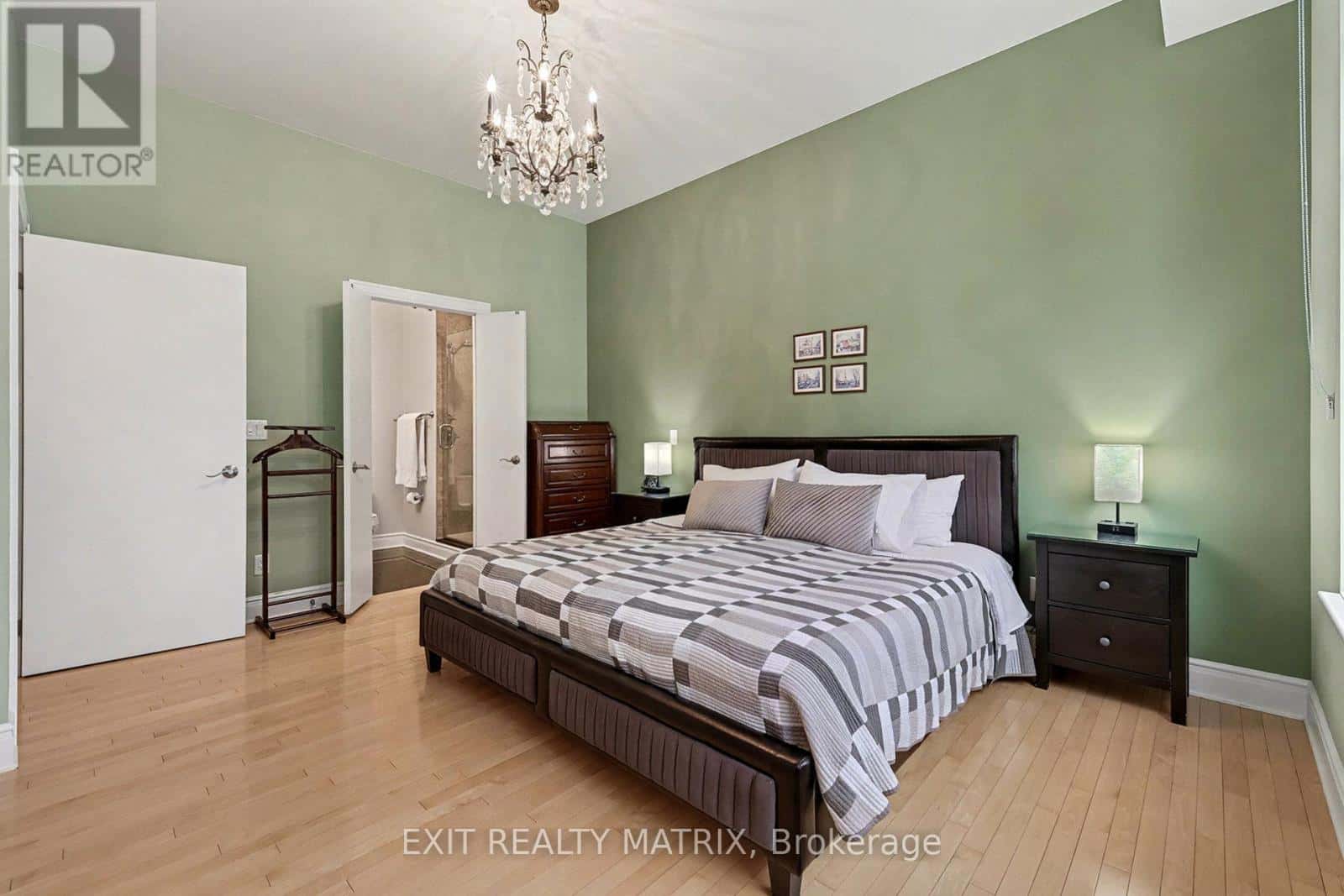 1505 - 85 BRONSON AVENUE — Ottawa - Photo 2 of 29