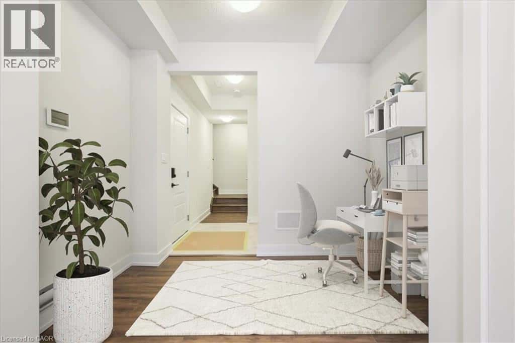 Oakville — Oakville - Photo 3 of 23