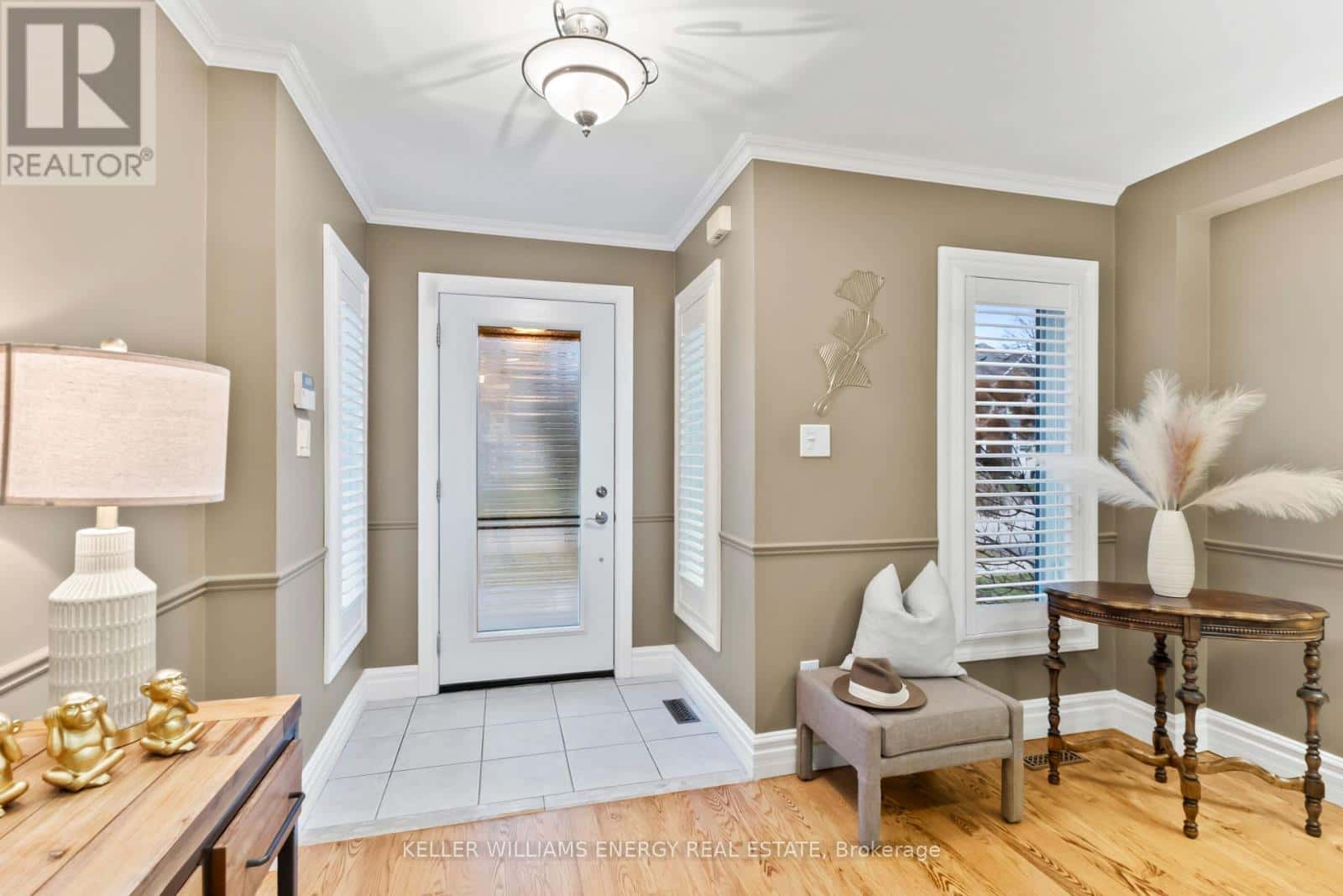 12 SCHOONER LANE — Clarington (Newcastle), Ontario - Photo 4 of 46