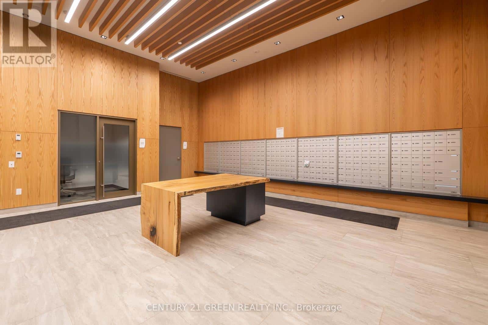 Mississauga (Central Erin Mills) — Mississauga (Central Erin Mills) - Photo 5 of 45