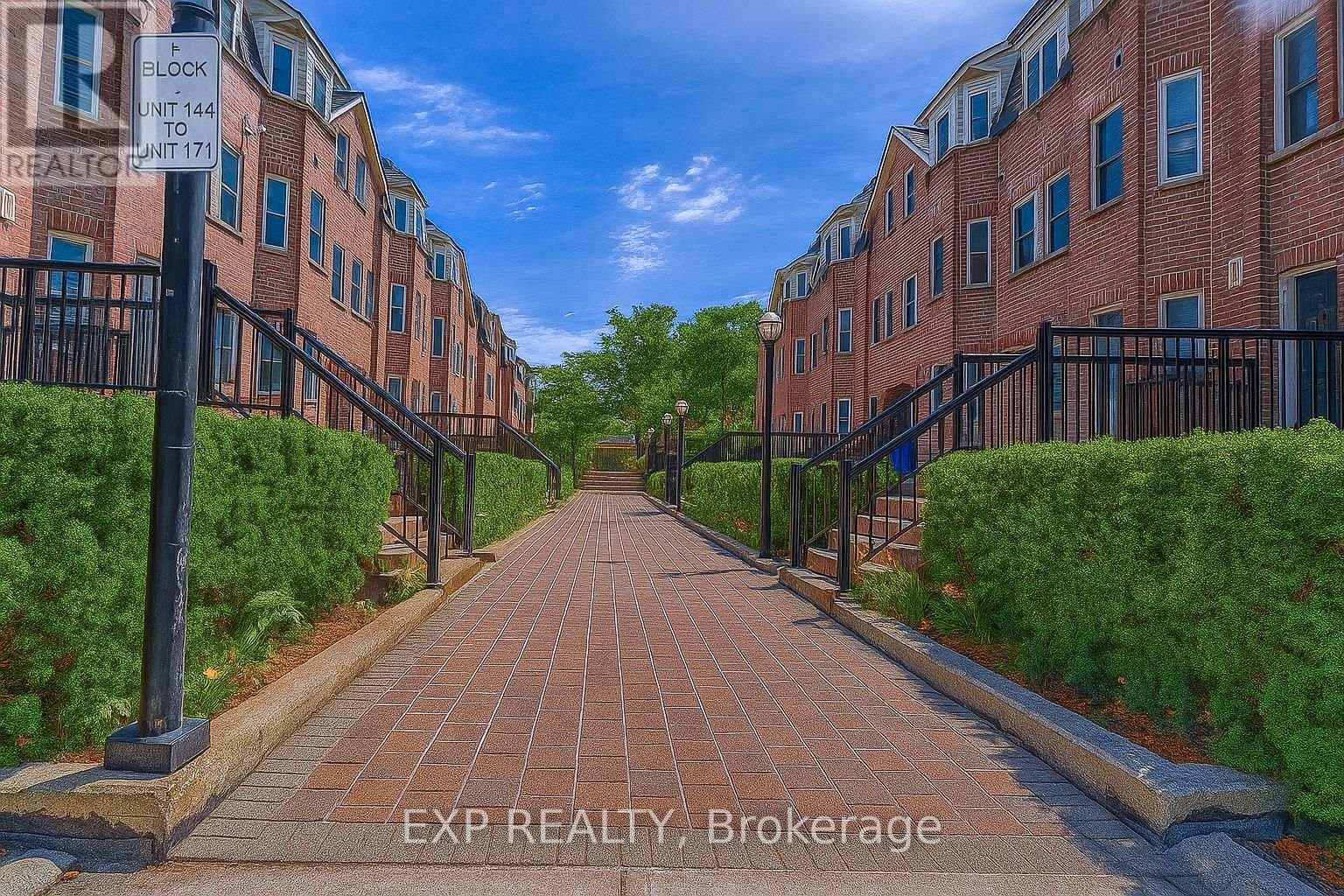 132 - 760 LAWRENCE AVENUE W — Toronto (Yorkdale-Glen Park), Ontario - Main photo