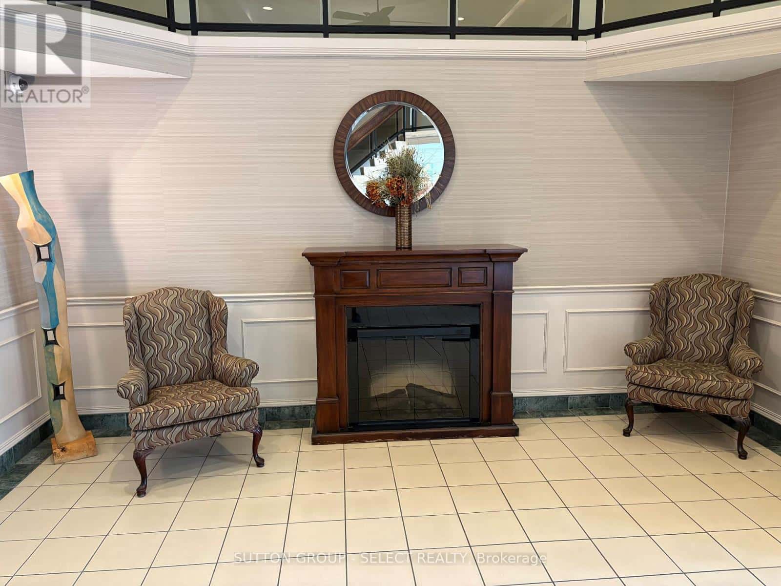 1703 - 363 COLBORNE STREET — London East (East K), Ontario - Photo 4 of 15