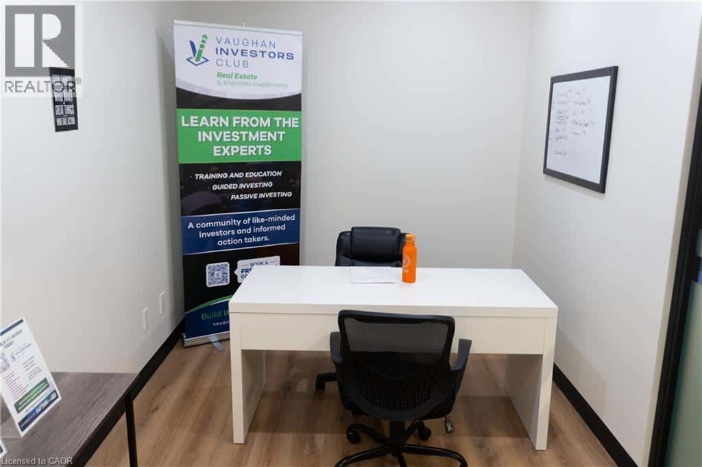 28 ROYTEC Road Unit# C201 — Woodbridge - Photo 3 of 4