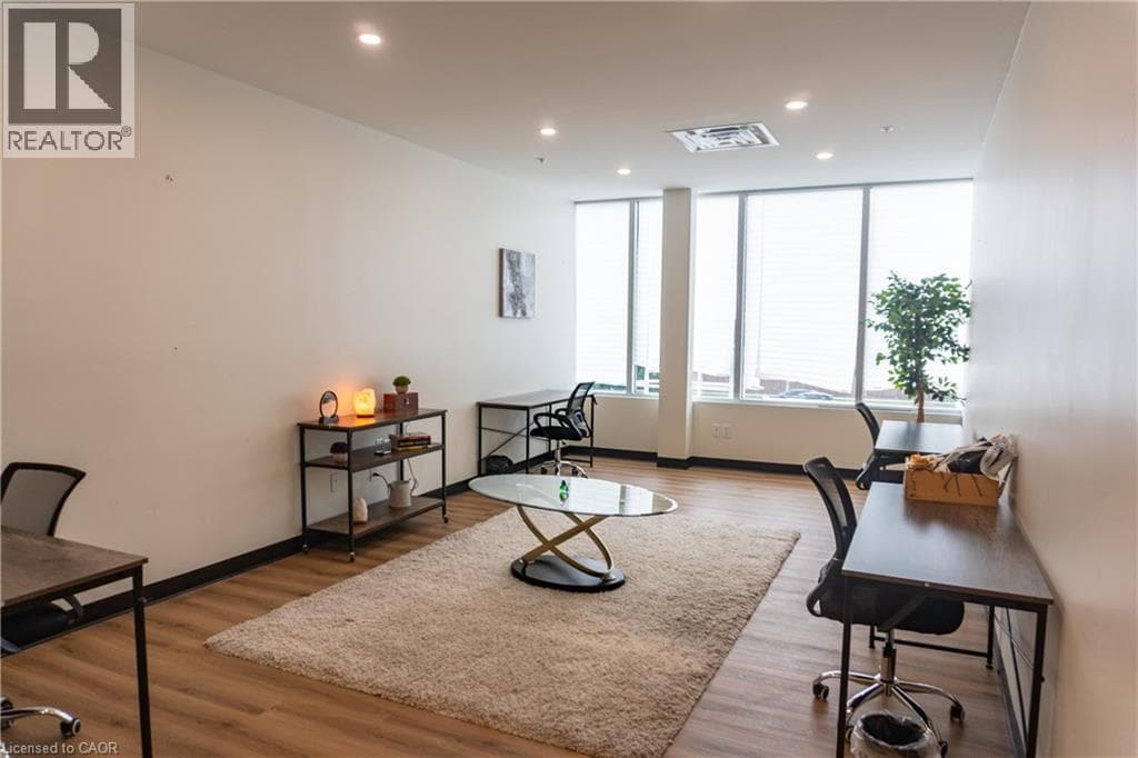 Woodbridge — Woodbridge - Main photo