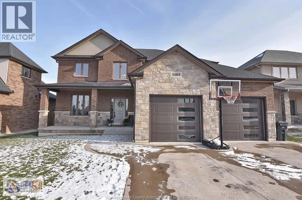 1363 PASCAL AVENUE — Lakeshore, Ontario - Photo 2 of 45