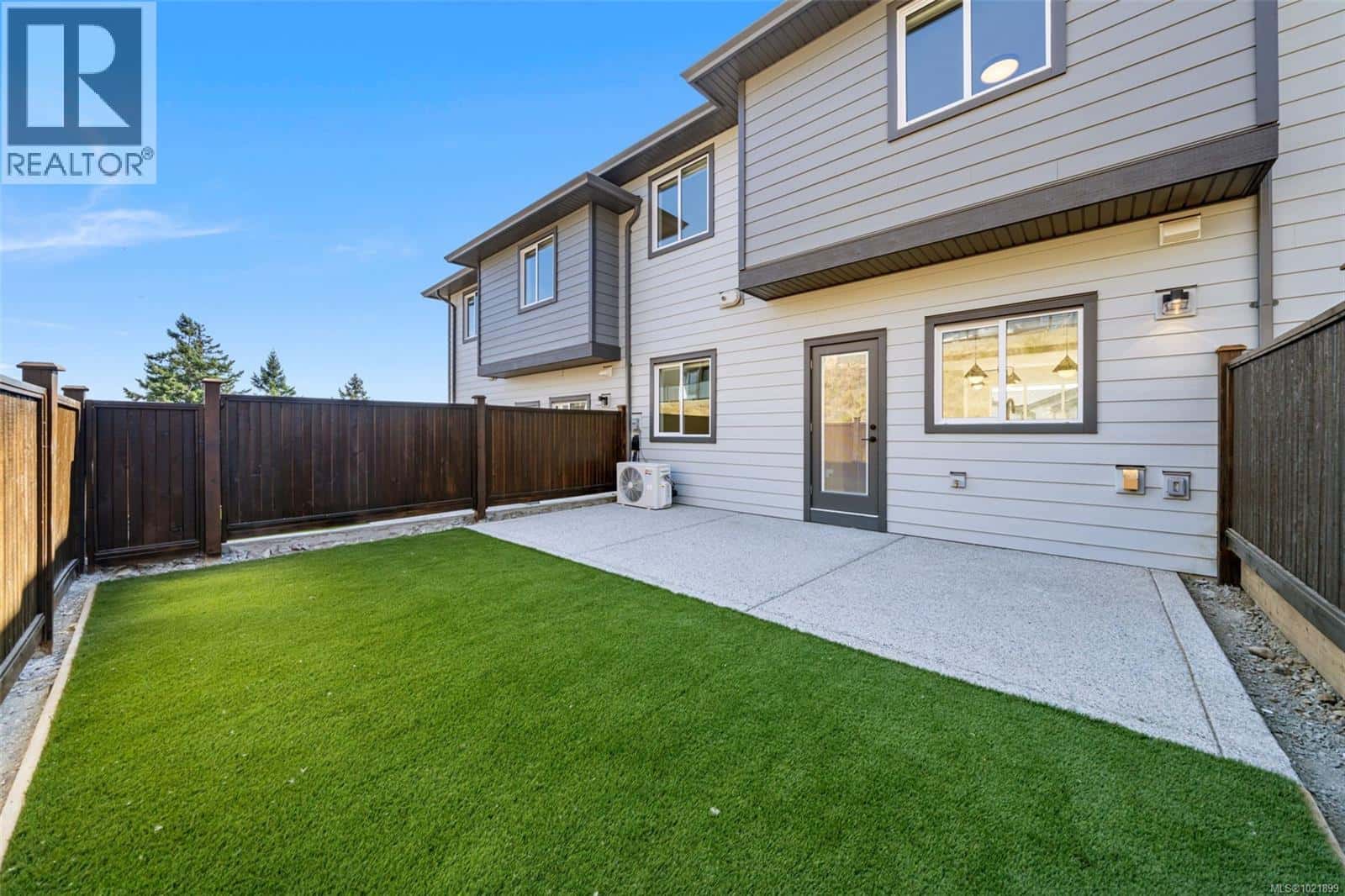 1415 Dolomite Ridge — Langford, British Columbia - Photo 3 of 30