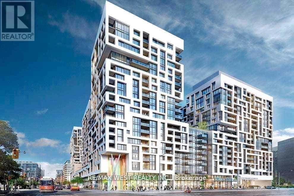 Toronto (Waterfront Communities) — Toronto (Waterfront Communities) - Photo 3 of 10