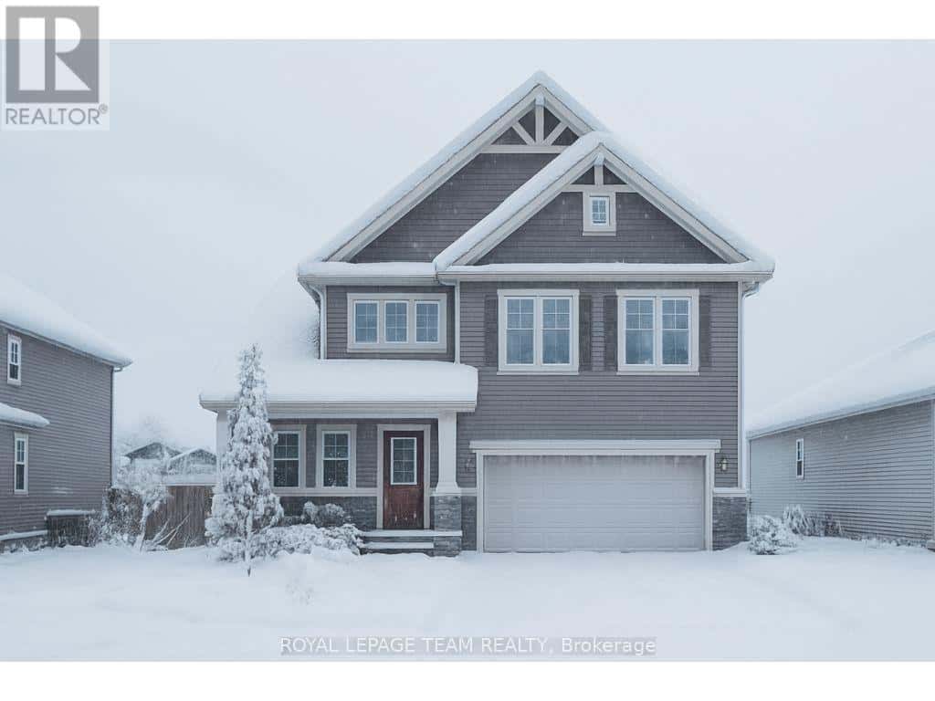 221 SANTIAGO STREET — Carleton Place, Ontario - Photo 2 of 43