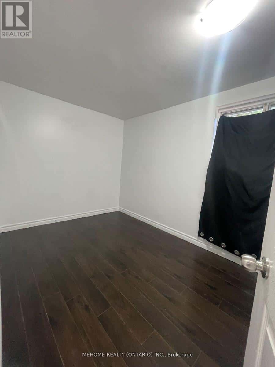 Toronto (Wexford-Maryvale) — Toronto (Wexford-Maryvale) - Photo 3 of 9