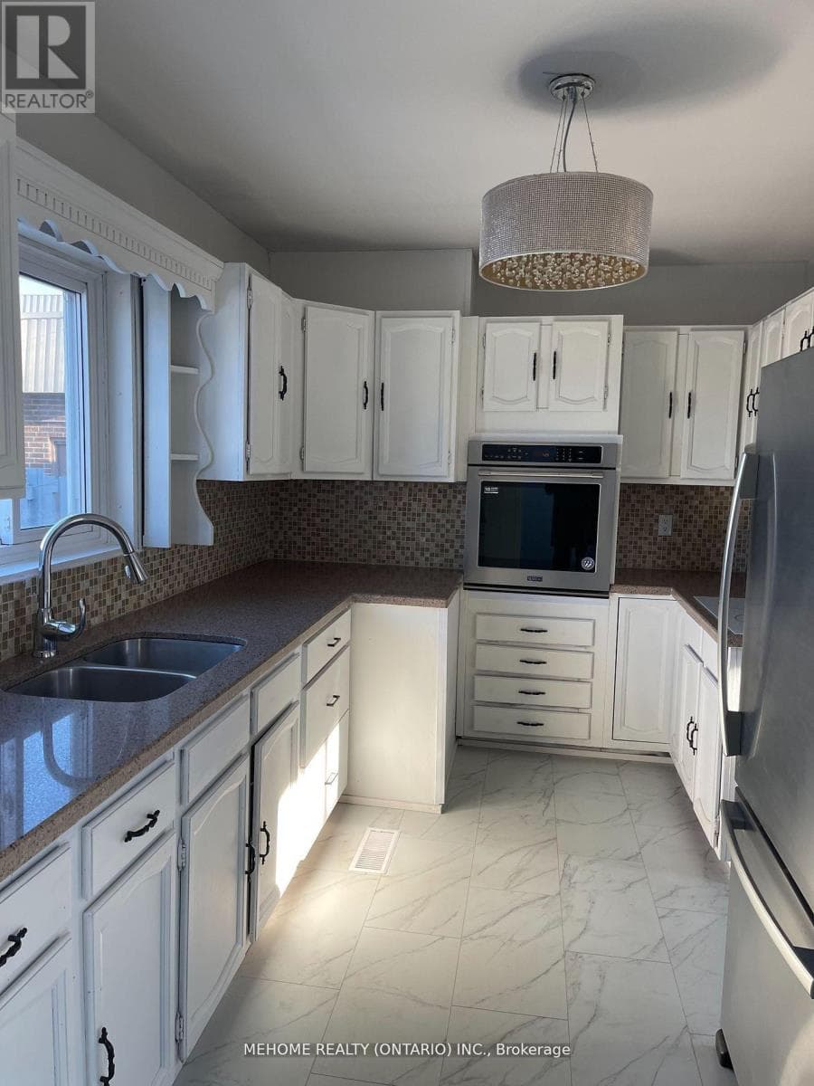 Toronto (Dorset Park) — Toronto (Dorset Park) - Main photo