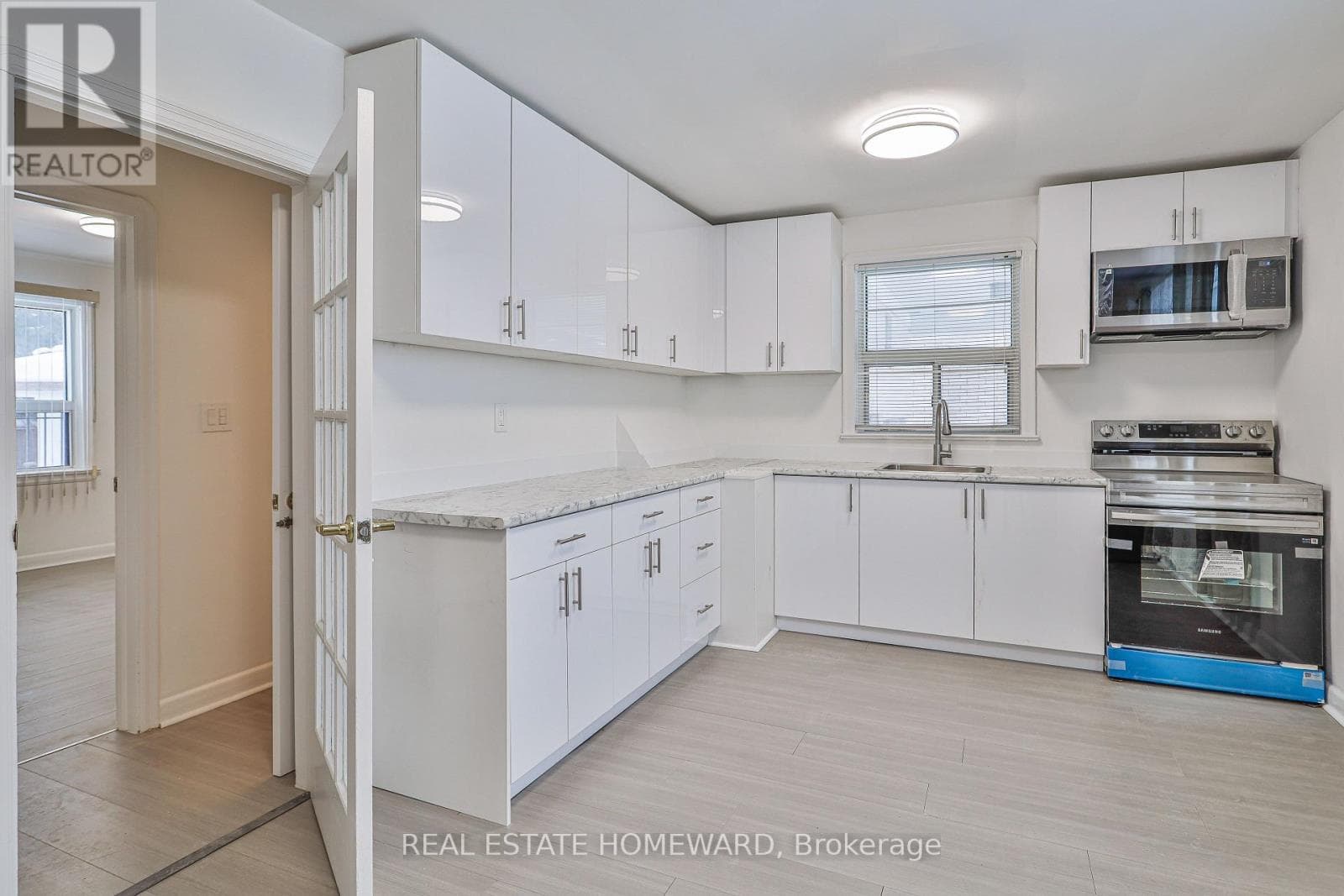 Vaughan (Crestwood-Springfarm-Yorkhill) — Vaughan (Crestwood-Springfarm-Yorkhill) - Main photo