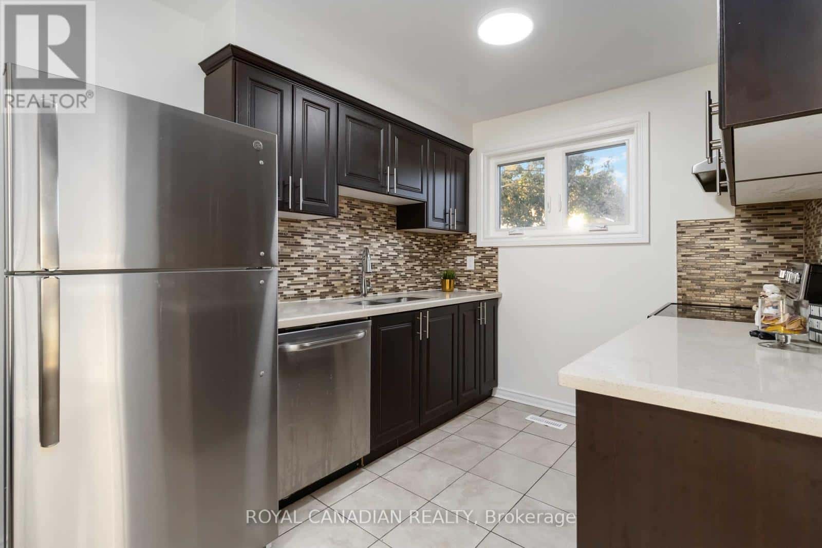 106 - 475 BRAMALEA ROAD — Brampton (Southgate), Ontario - Photo 5 of 24