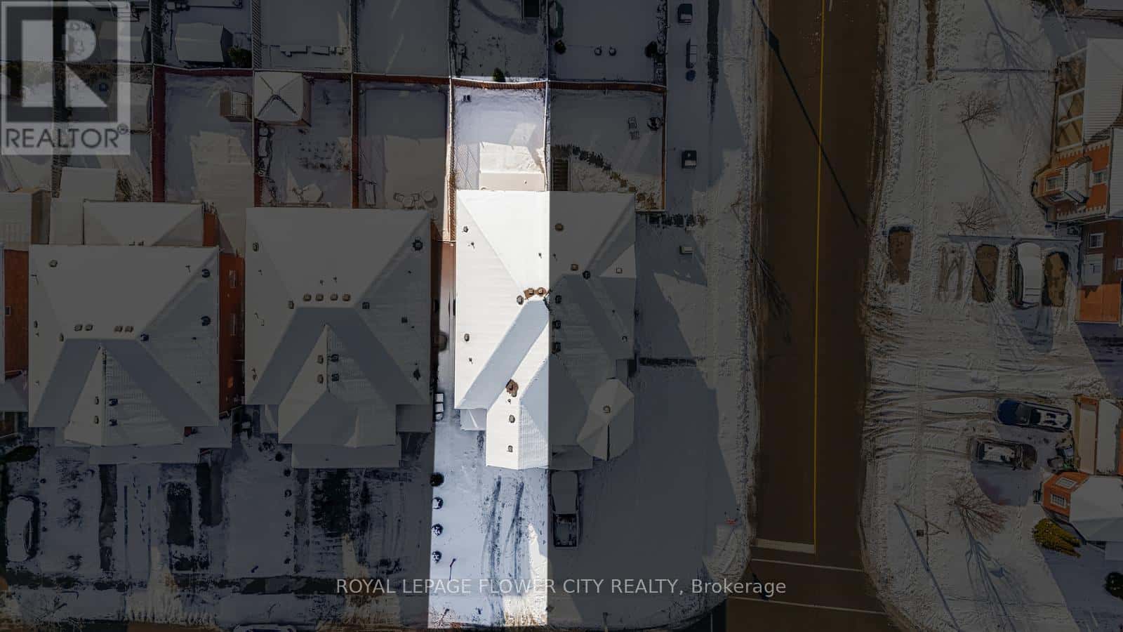 80 DWYER DRIVE — Brampton (Gore Industrial North) - Photo 3 of 50