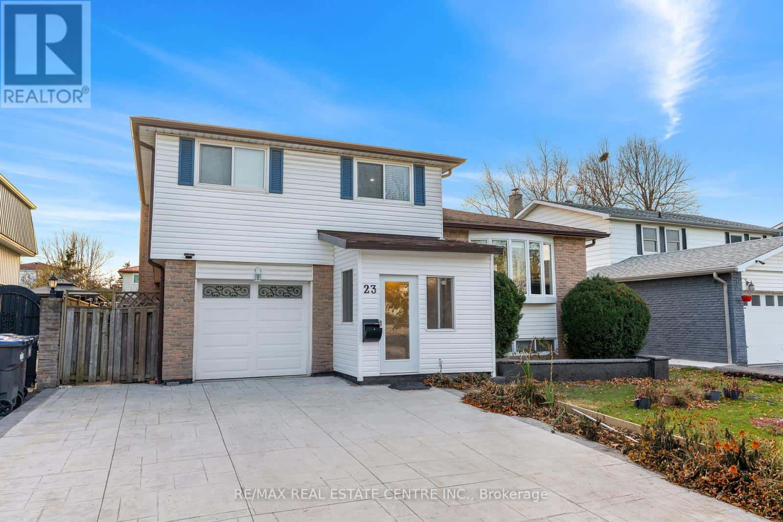 23 JEFFERSON ROAD — Brampton (Northgate), Ontario - Photo 4 of 46