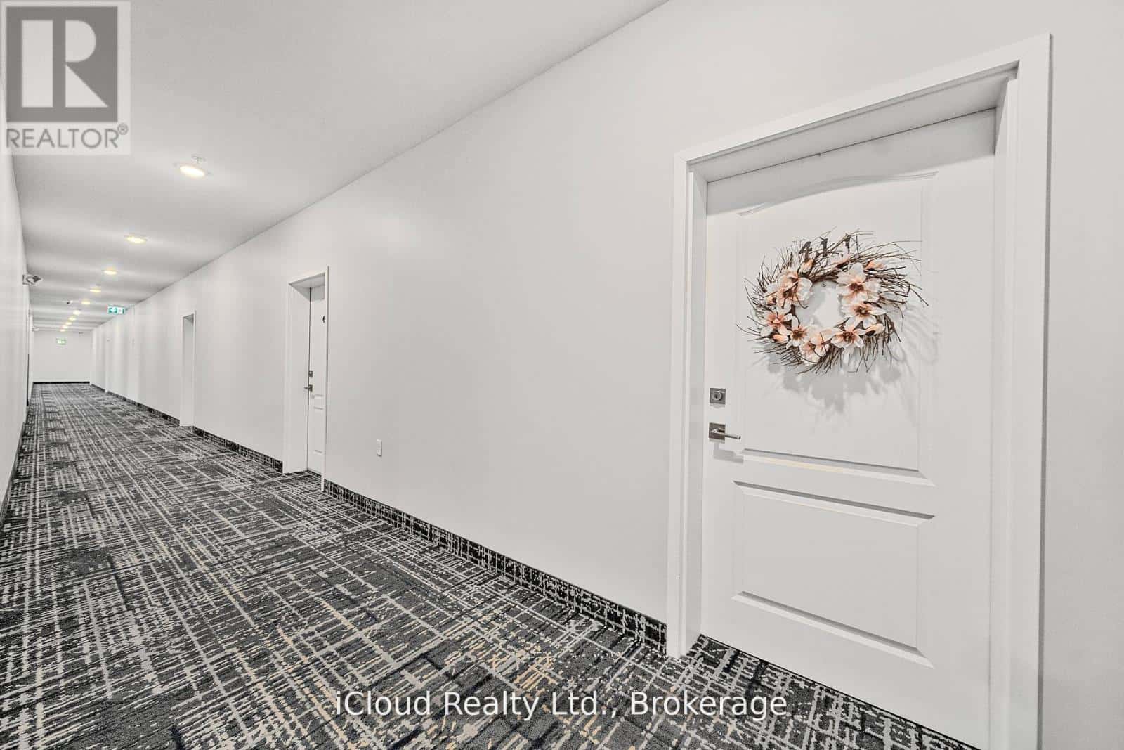 411 - 1440 MAIN STREET E — Milton (DE Dempsey), Ontario - Photo 4 of 32