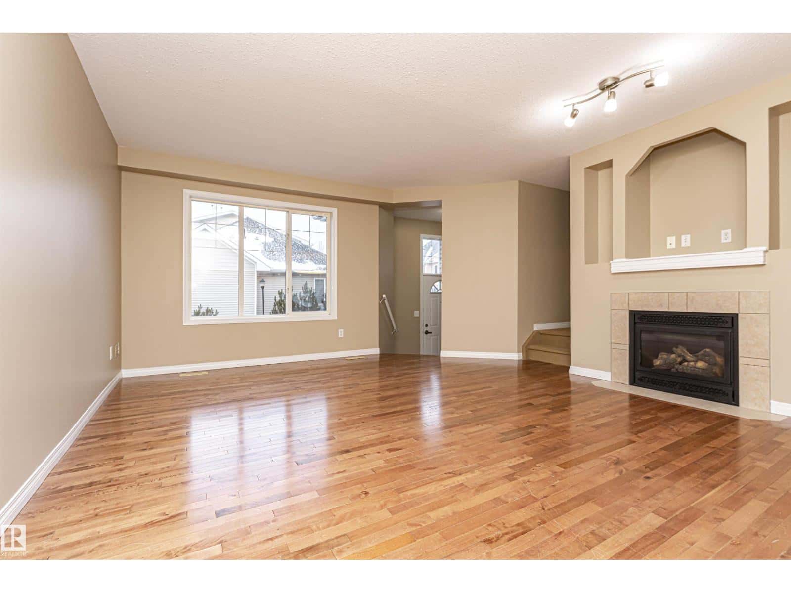 #107 178 BRIDGEPORT BV — Leduc, Alberta - Photo 2 of 59