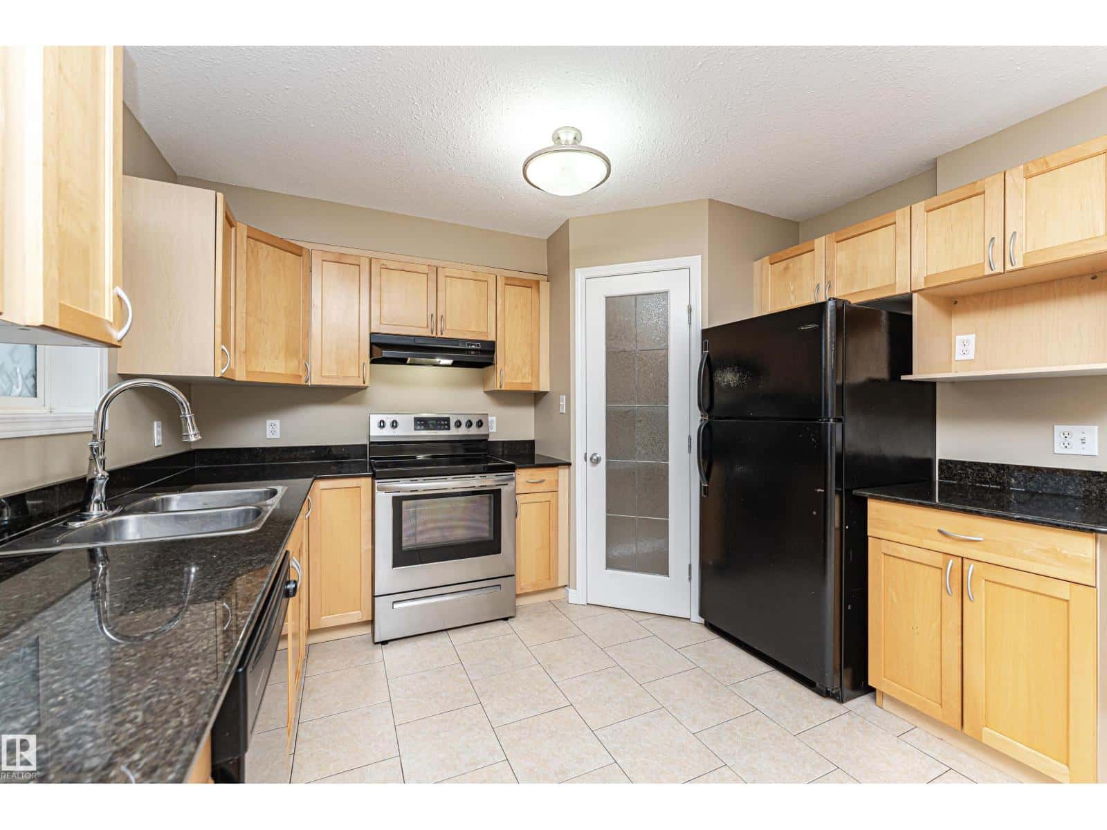 #107 178 BRIDGEPORT BV — Leduc, Alberta - Photo 3 of 59