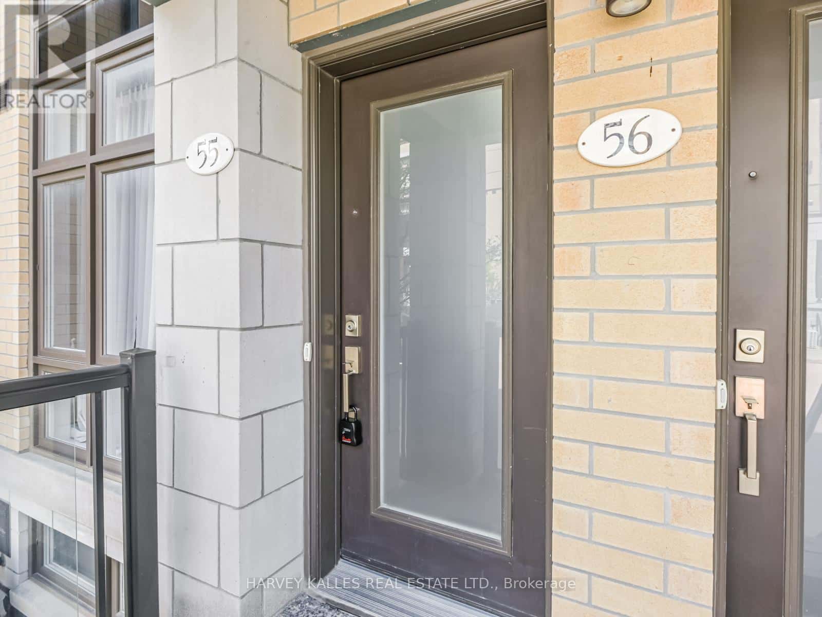 55 - 19 ELDORA AVENUE — Toronto (Newtonbrook West), Ontario - Photo 3 of 29