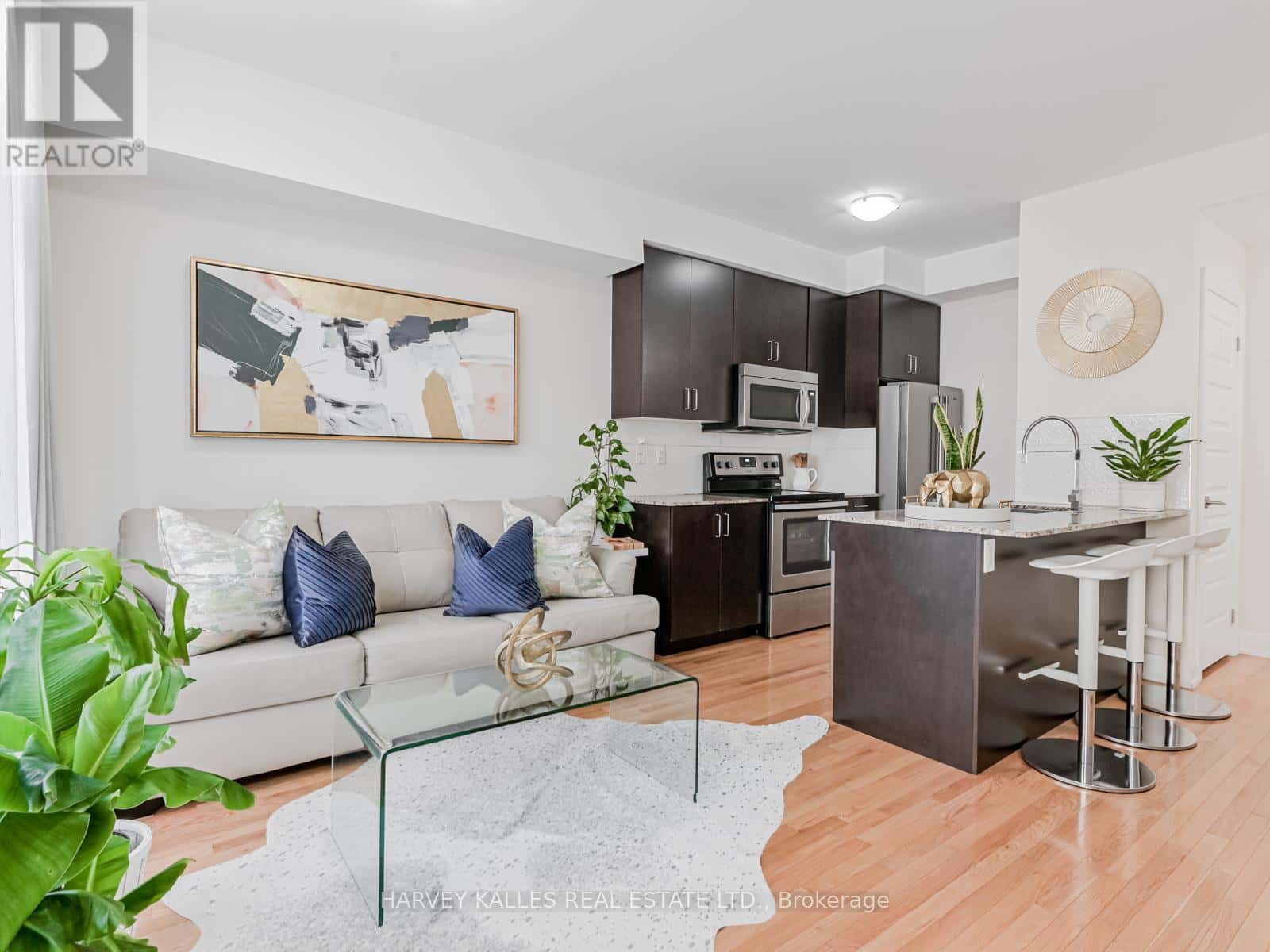 55 - 19 ELDORA AVENUE — Toronto (Newtonbrook West), Ontario - Photo 5 of 29