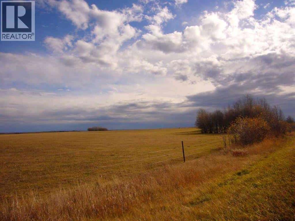 33-82-19-W5 — Rural Northern Sunrise County, Alberta - Photo 2 of 6