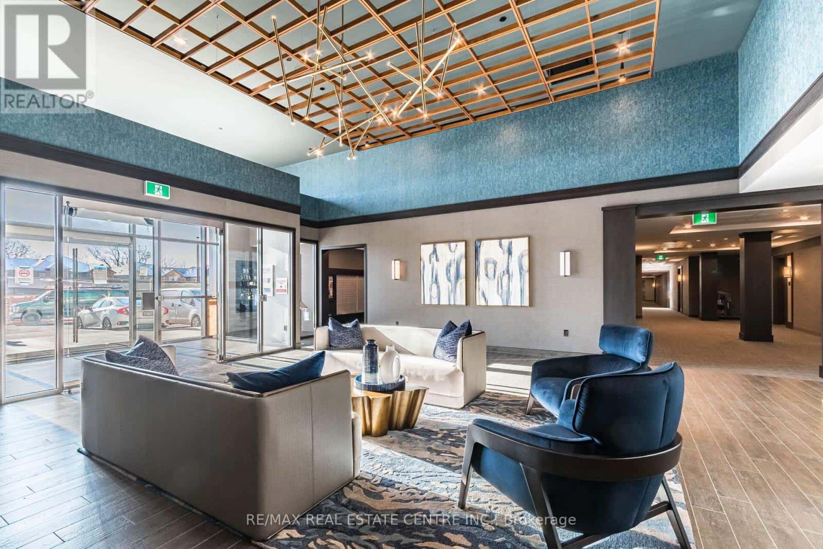 Hamilton (Waterdown) — Hamilton (Waterdown) - Photo 5 of 29