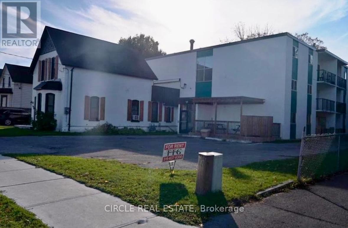 24 - 26 INKERMAN STREET — St. Thomas, Ontario - Main photo